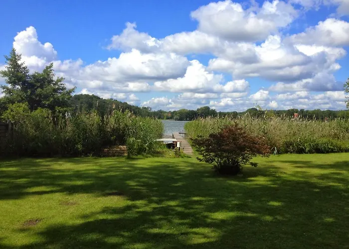 Ferienhaus direkt am See